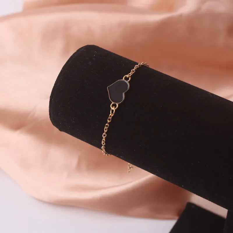 Korean Fashion Bracelets Enamel Heart Bangles for Women Enamel Bracelets Simple Design Hand Decoration Fashion Jewelry